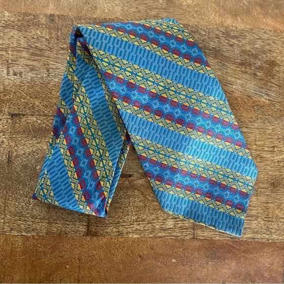 Vintage 1970s men’s polyester tie striped blues gold red - Picture 1 of 4